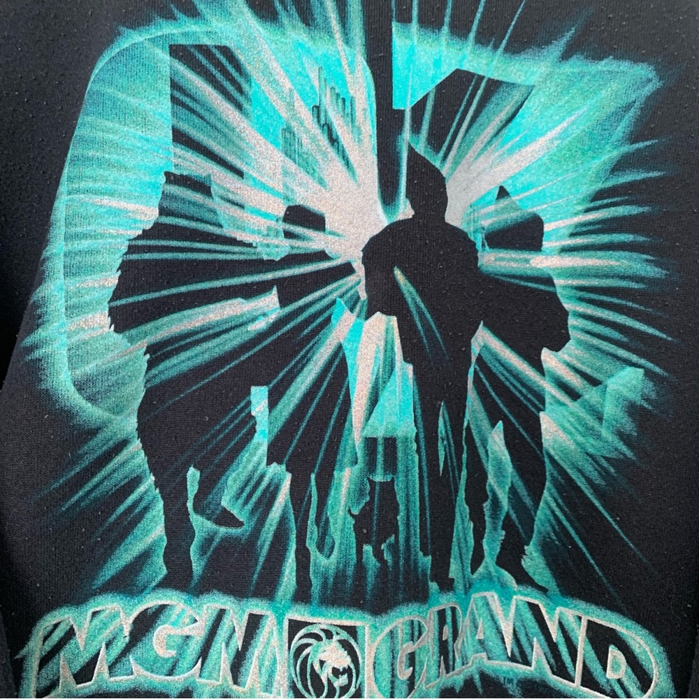 Vintage Wizard of OZ MGM Grand Crewneck Sweatshirt Sweater in Good Condition 🔥 - Picture 3 of 5